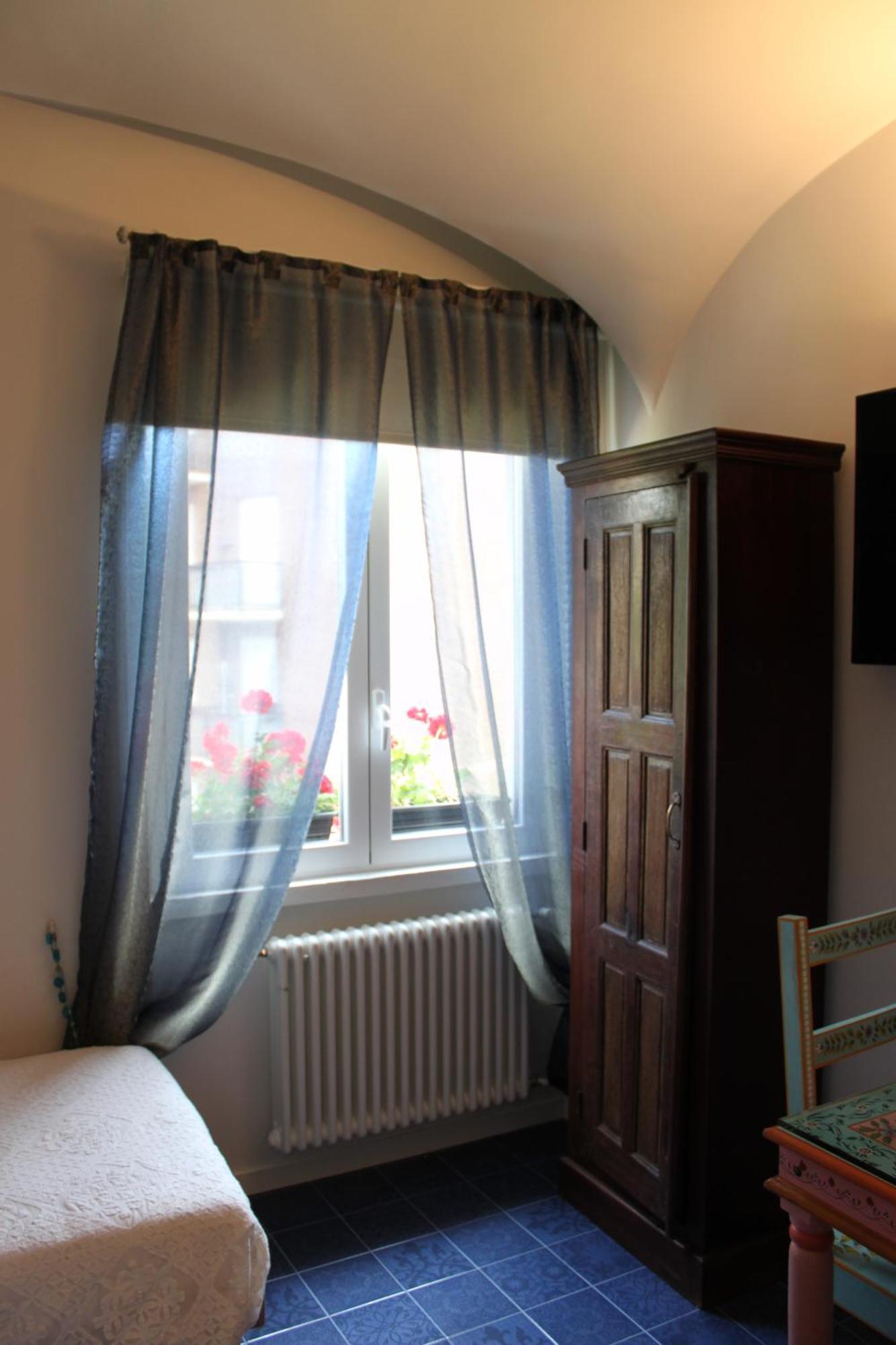 ミラノ アブラカダブラ トルトーナ Bed & Breakfast エクステリア 写真