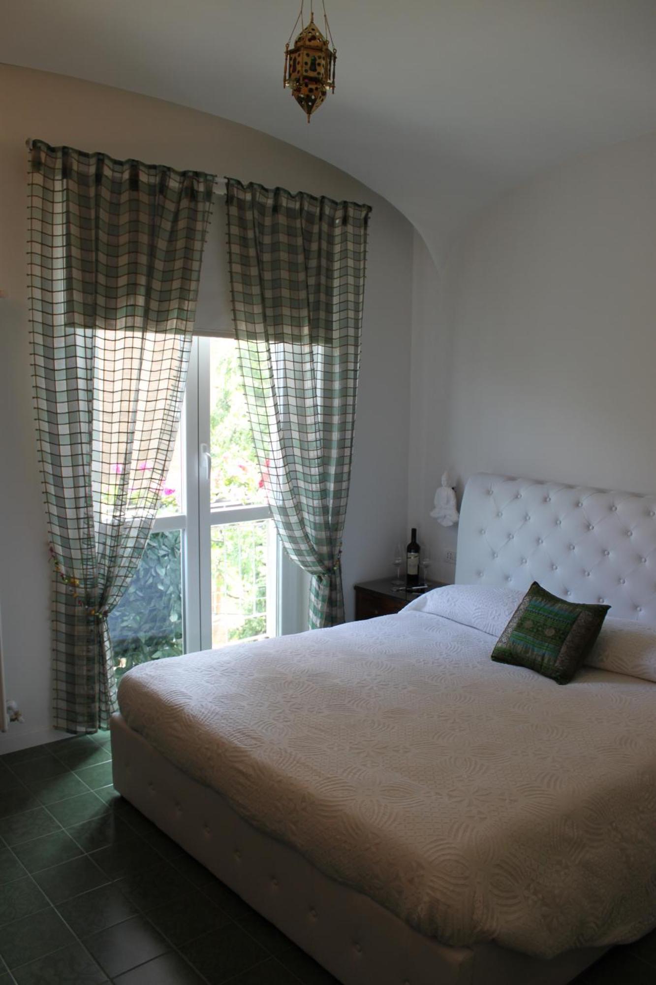 ミラノ アブラカダブラ トルトーナ Bed & Breakfast エクステリア 写真