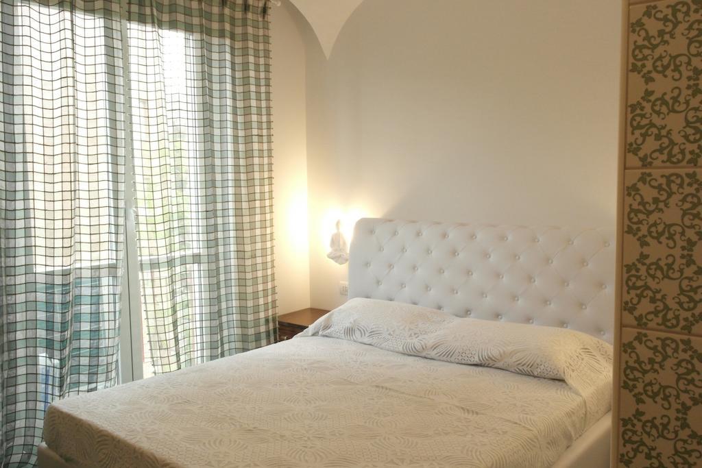 ミラノ アブラカダブラ トルトーナ Bed & Breakfast エクステリア 写真